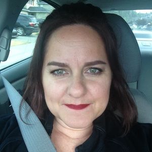 Meet your Posher, Stacy