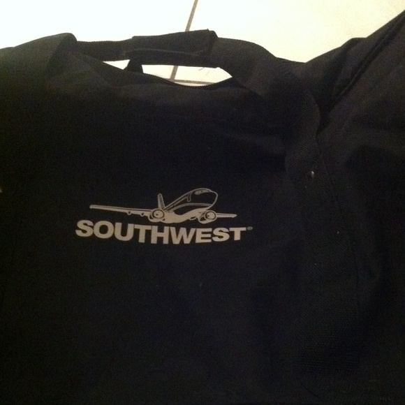 Southwest Airlines very large travel bag!spacious