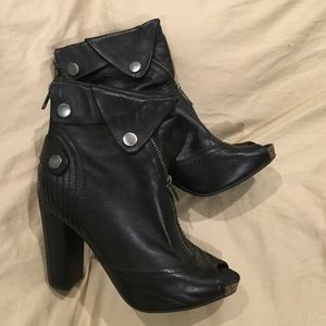 Apepazza Black Leather Heels