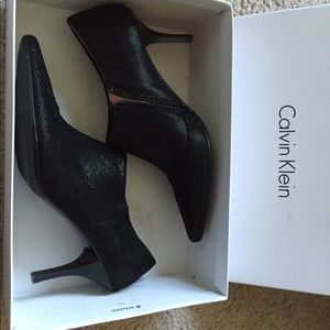 Calvin Klein Pointed Toe Booties