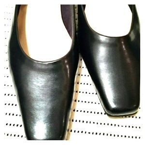 Dark navy blue shoes NWOT