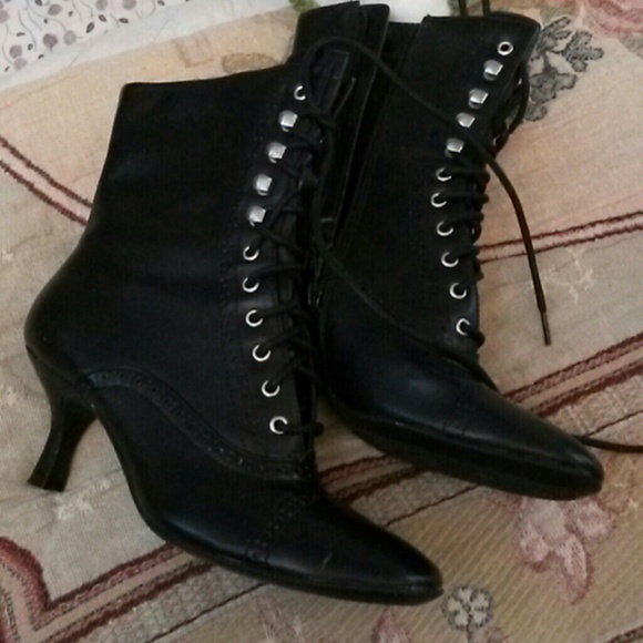 Blk boots