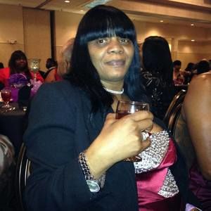 Meet your Posher, Deneene