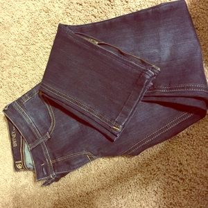 DLI96I Britney slim straight jeans