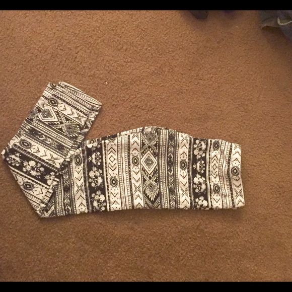 Aztec style leggings