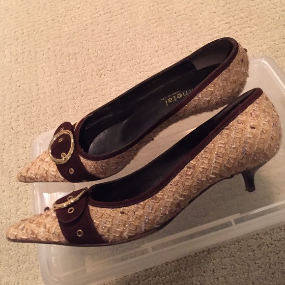 Gunmetal tweed w/ brown suede trim pumps