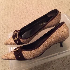 Gunmetal tweed w/ brown suede trim pumps