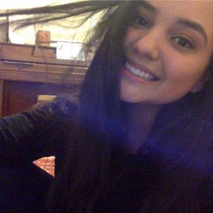 Meet your Posher, Ambar