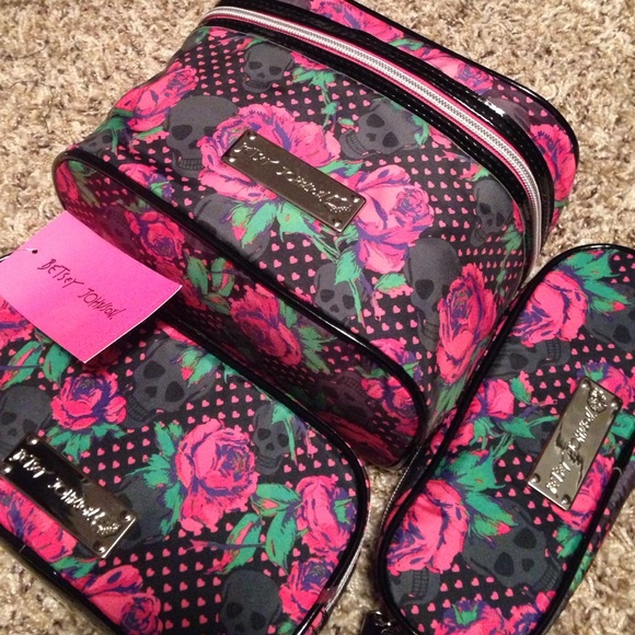 Betsey Johnson Makeup Bag Set!