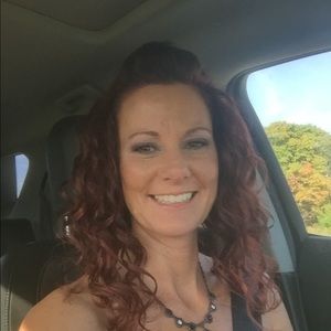 Meet your Posher, Lindsey