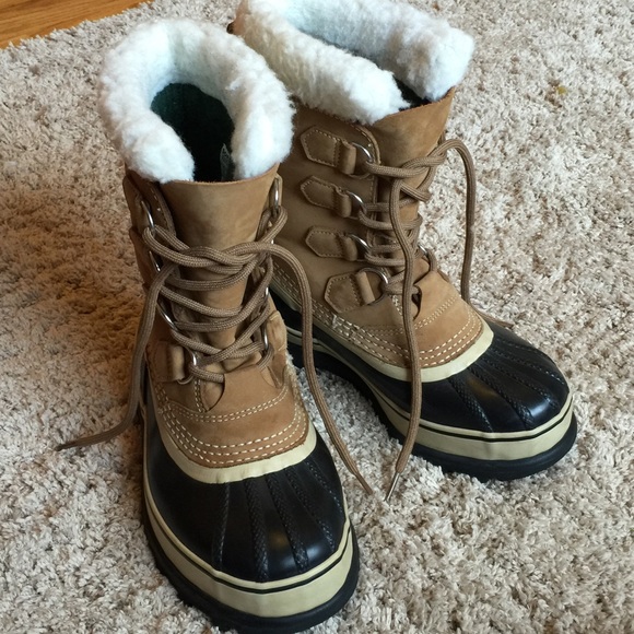sorel caribou beige