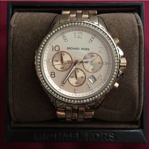 Mk watch