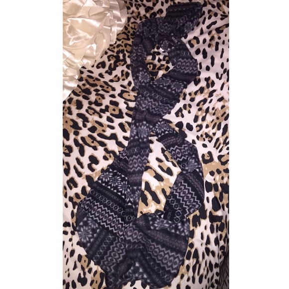Patterned Fleece Infinity Scarf - Picture 2 of 2