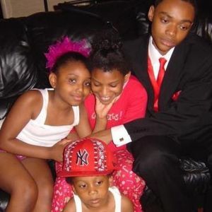 Meet your Posher, Crystal