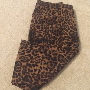 Leopard skinny jeans