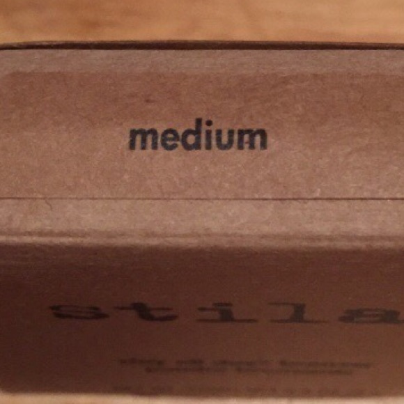 Stila stay all day bronzer - Picture 3 of 4