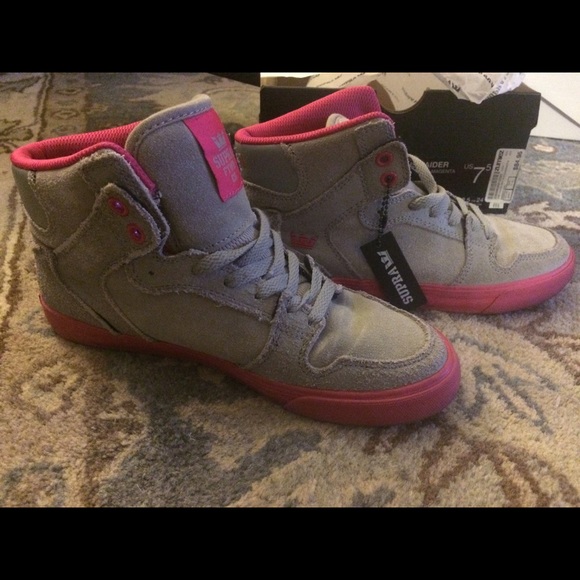 pink and grey SUPRA women's vaider - Picture 3 of 4