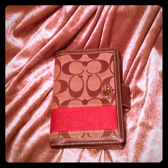 Coach small agenda holder