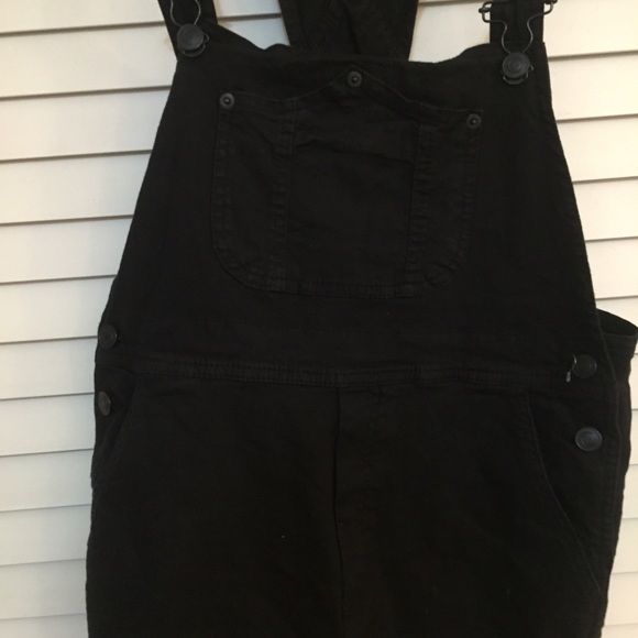 Brandy Melville black overalls - Picture 2 of 3