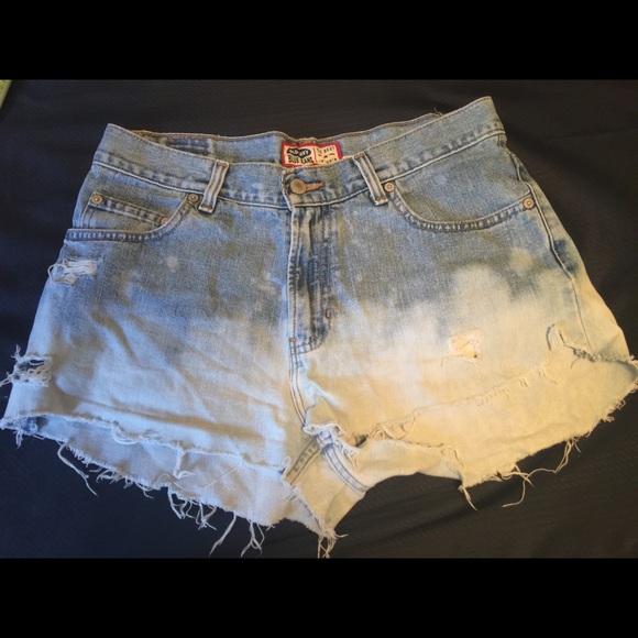 Distressed Old Navy HighWaisted Shorts - Picture 1 of 3