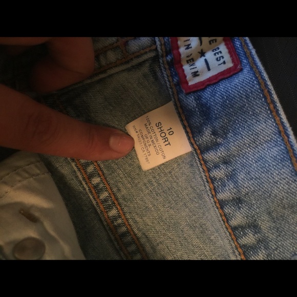 Distressed Old Navy HighWaisted Shorts - Picture 2 of 3