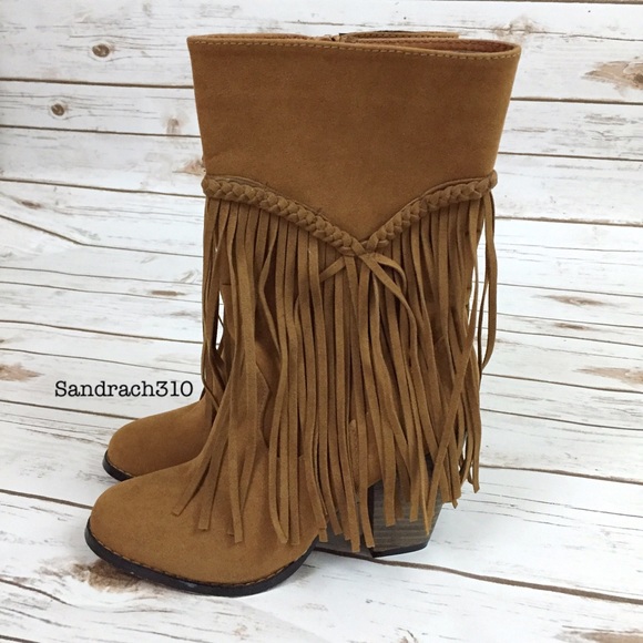 🔴SOLD🔴Western fringe boots - Picture 3 of 4