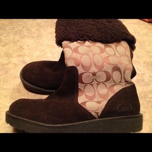 Coach boots