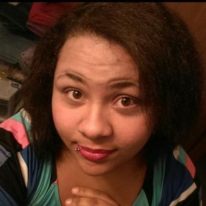 Meet your Posher, Ariel