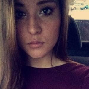 Meet your Posher, Devin