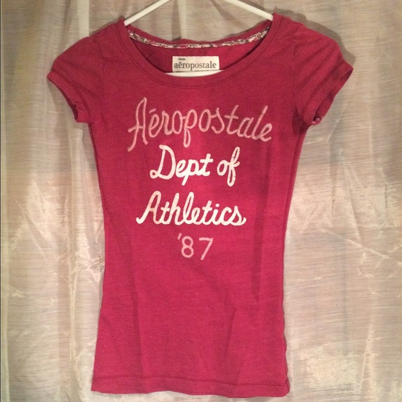 Aeropostale  t-shirt