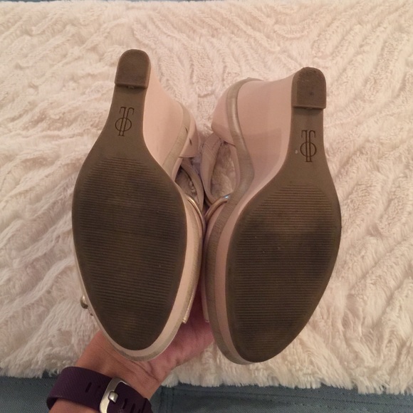 Super hot JLo wedges!!! - Picture 3 of 3