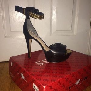 Guess High heels