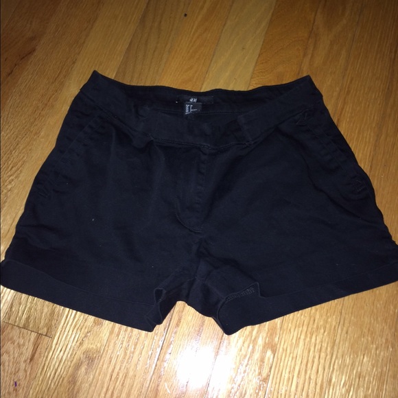 Black Khaki Mid Rise Shorts