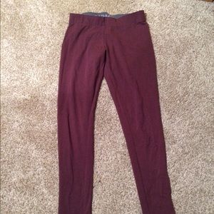 Maroon leggings