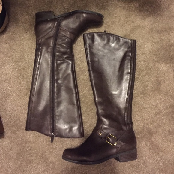 Me Too brown riding boots