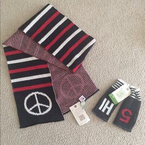 Scarf and gloves