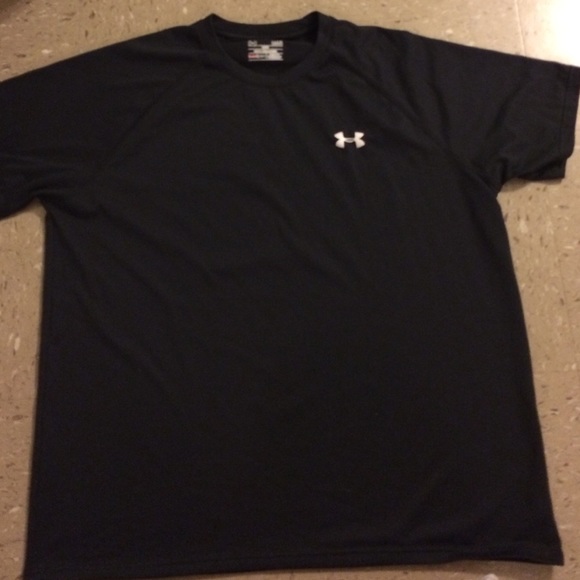 Plain black under Armour shirt