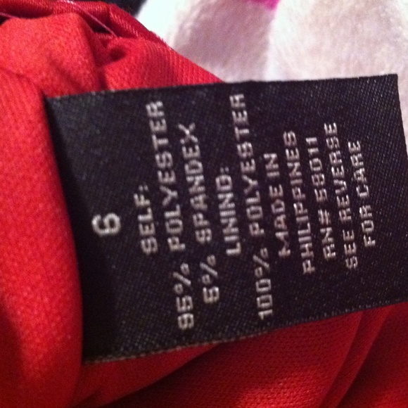 Dress - Picture 2 of 3