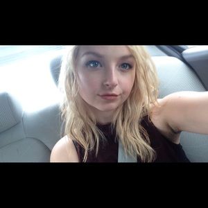 Meet your Posher, Anne marie