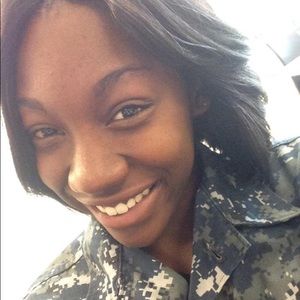 Meet your Posher, Erica