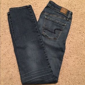 American Eagle blue jeans
