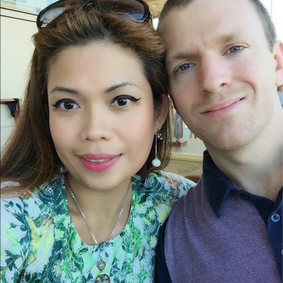 Meet your Posher, Joy - Picture 4 of 4