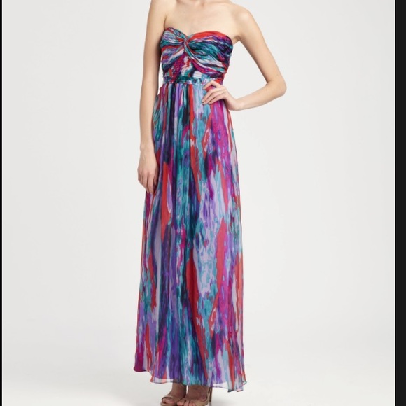 Never worn dress by Laundry by Shelli Segal