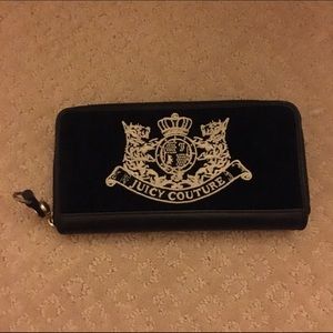 Black juicy couture wallet
