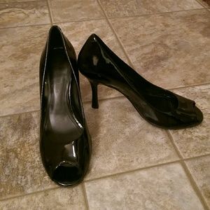 Arturo Chiang black peep toe heels