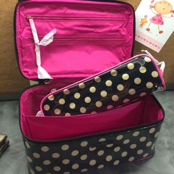 Kate Spade Cosmetic 2 Piece Set NWT