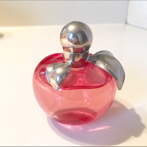 Nina Ricci perfume