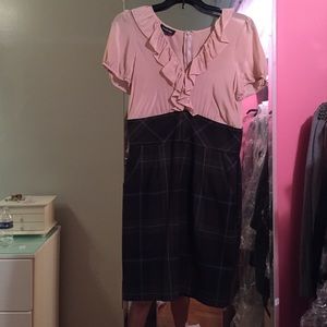 Really cute Bebe tan dress with plait bottom