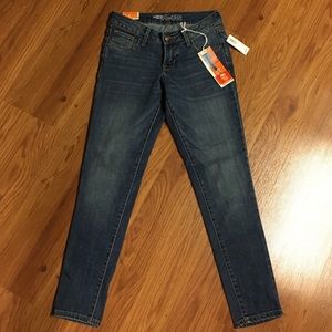 Old Navy Rockstar Super Skinny Capri Pants