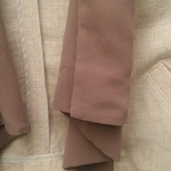 Linen blazer - Picture 3 of 4
